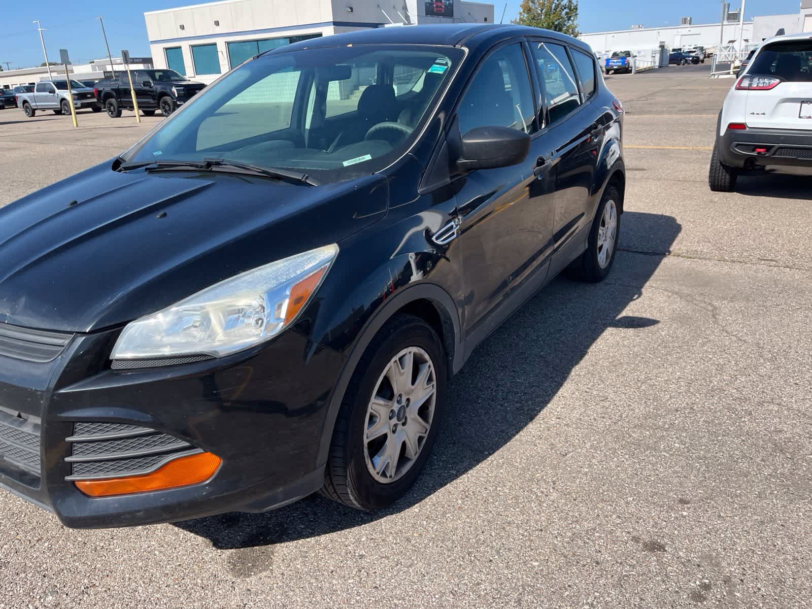Used 2016 Ford Escape S FWD image 5