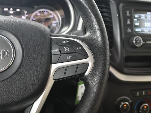 Used 2016 Jeep Cherokee Sport AWD/4WD image 33