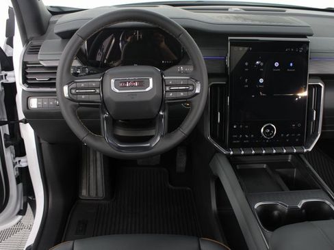 New 2026 GMC Acadia AT4 w/ Luxury Package image 13