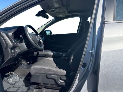 Used 2022 Honda HR-V EX image 10