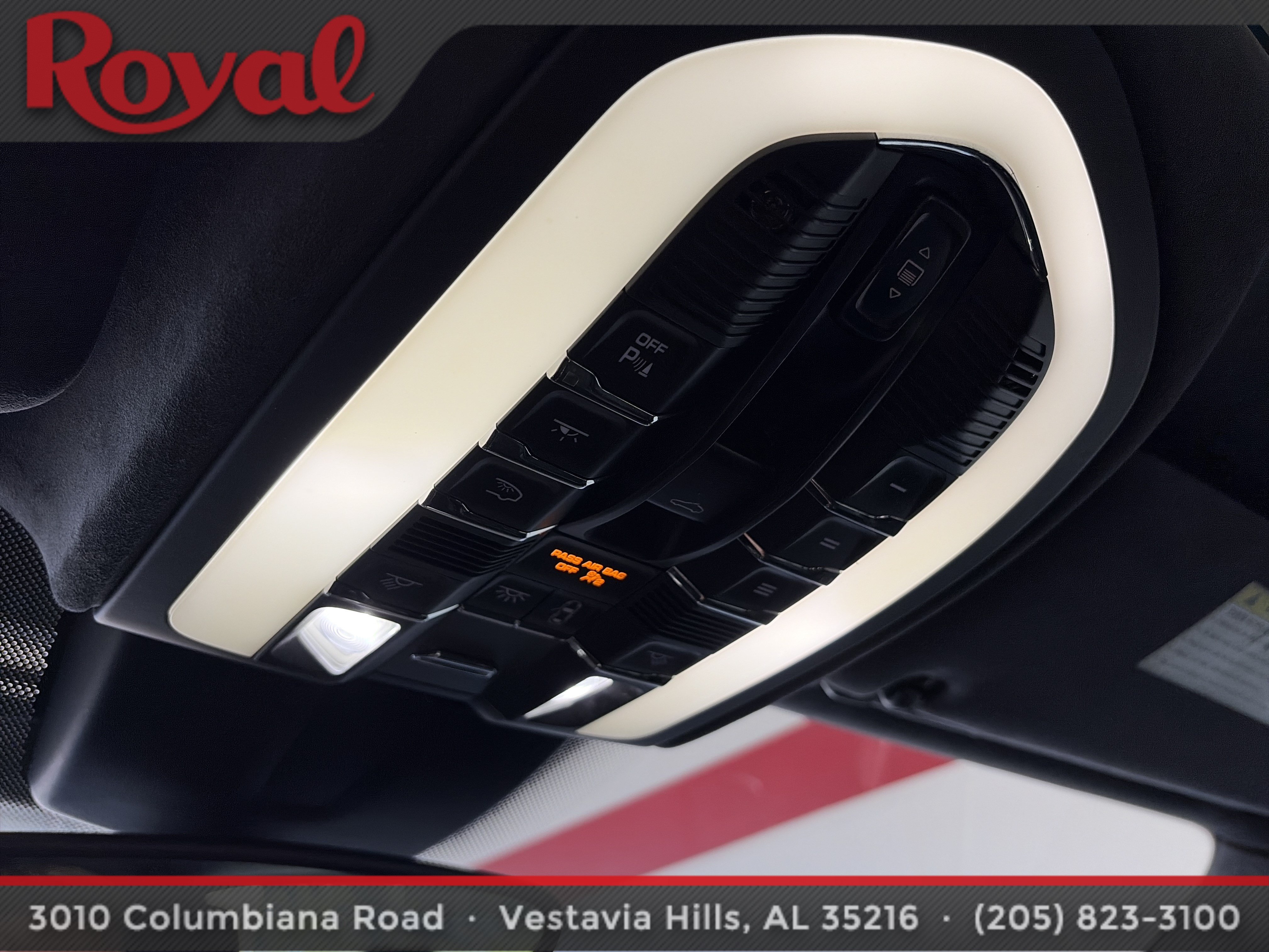 Used 2017 Porsche Cayenne GTS AWD/4WD image 30