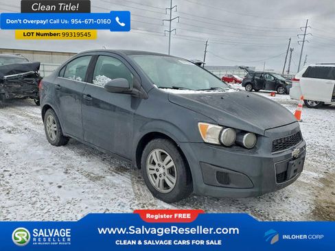 Used 2013 Chevrolet Sonic LT image 5