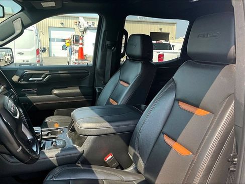 Used 2024 GMC Sierra 1500 AT4 w/ AT4 Preferred Package AWD/4WD image 26