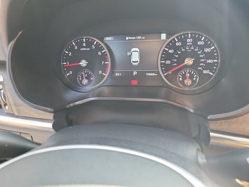 Used 2022 Kia Telluride SX w/ Towing Package FWD image 29