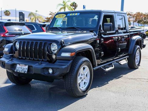 Used 2020 Jeep Gladiator Sport w/ Quick Order Package 24S AWD/4WD image 17