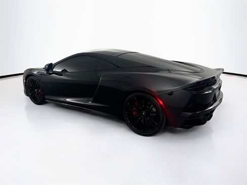 Used 2023 McLaren GT image 7