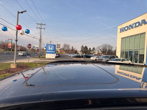 Used 2025 Honda CR-V Sport-L image 10