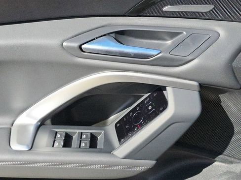 Used 2025 Audi Q5 Premium w/ Premium Plus AWD/4WD image 19