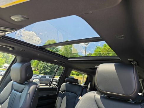 New 2026 Jeep Grand Wagoneer 4WD image 13