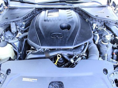 Used 2018 INFINITI Q50 Luxe w/ Essential Package (2.0T Luxe) image 23