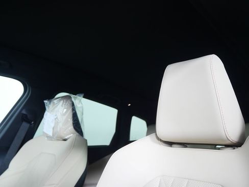 Used 2026 BMW X3 xDrive30 w/ Convenience Package image 11