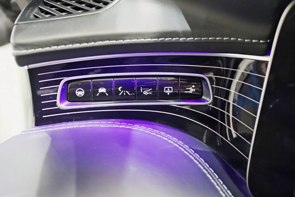 Used 2019 Mercedes-Benz S 560 4MATIC Coupe image 16