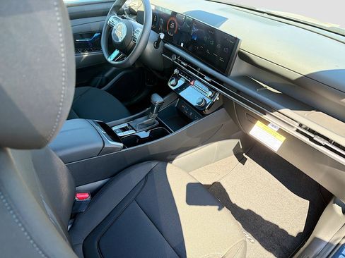 New 2026 Hyundai Tucson SEL image 14