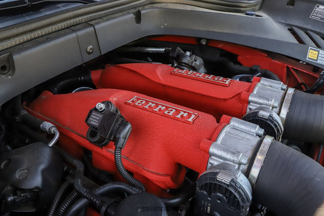 Used 2015 Ferrari California T RWD image 31
