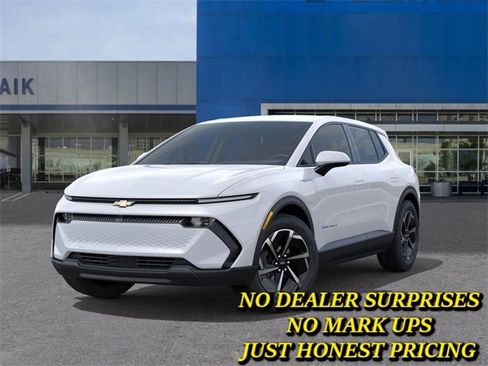 New 2026 Chevrolet Equinox EV LT image 6