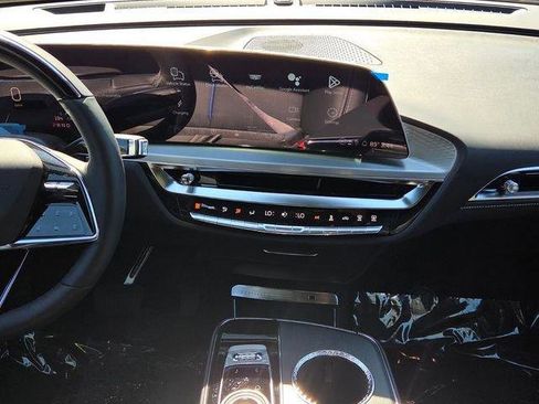 New 2026 Cadillac Lyriq Luxury image 17