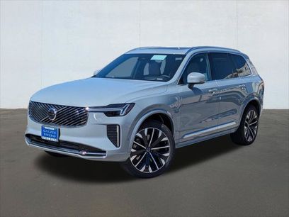 New 2026 Volvo XC90 T8 Ultra w/ Lounge Package