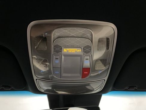 Used 2024 Genesis G80 image 62