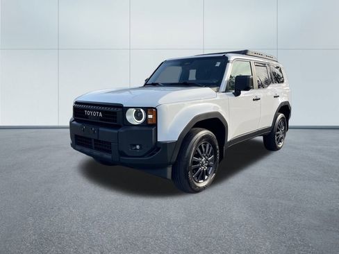 Used 2025 Toyota Land Cruiser 1958 image 2