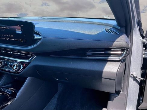 Used 2024 Buick Envista Sport Touring w/ Convenience I Package image 26