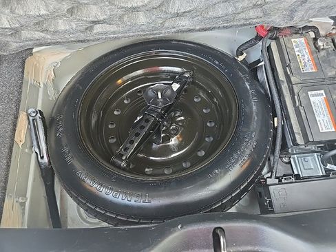 Used 2018 Dodge Charger SXT image 88