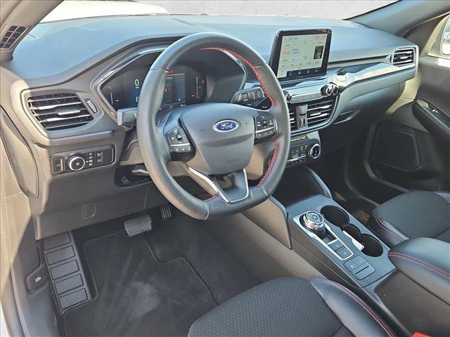 Used 2025 Ford Escape ST-Line Select AWD/4WD image 10