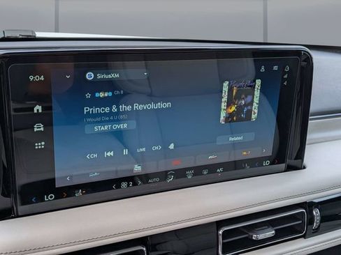 Used 2025 Lincoln Aviator Reserve w/ Equipment Group 201A image 19