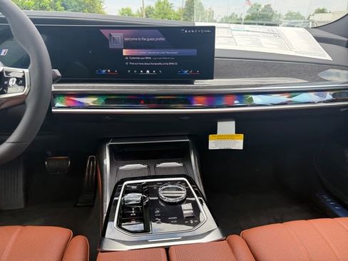 New 2026 BMW i7 xDrive60 AWD/4WD image 11