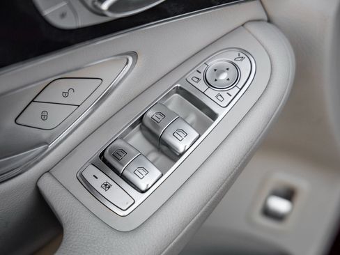 Used 2018 Mercedes-Benz GLC 300 GLC 300 image 17