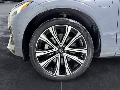 Used 2023 Volvo XC60 T8 Ultimate image 31