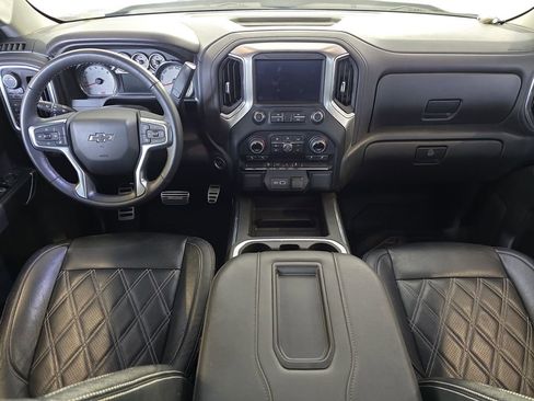 Used 2022 Chevrolet Silverado 1500 RST image 10