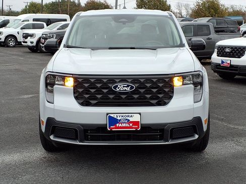 New 2025 Ford Maverick XLT w/ XLT Luxury Package image 2