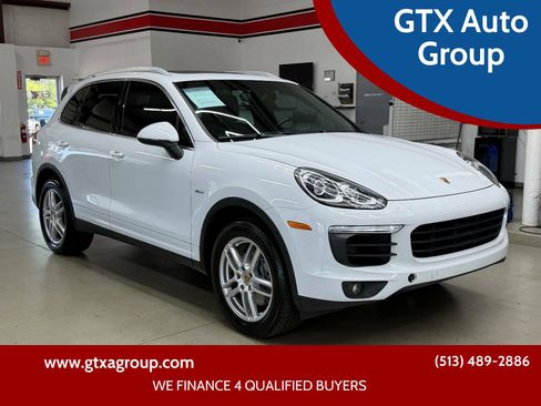 Used 2016 Porsche Cayenne Diesel AWD/4WD image 1