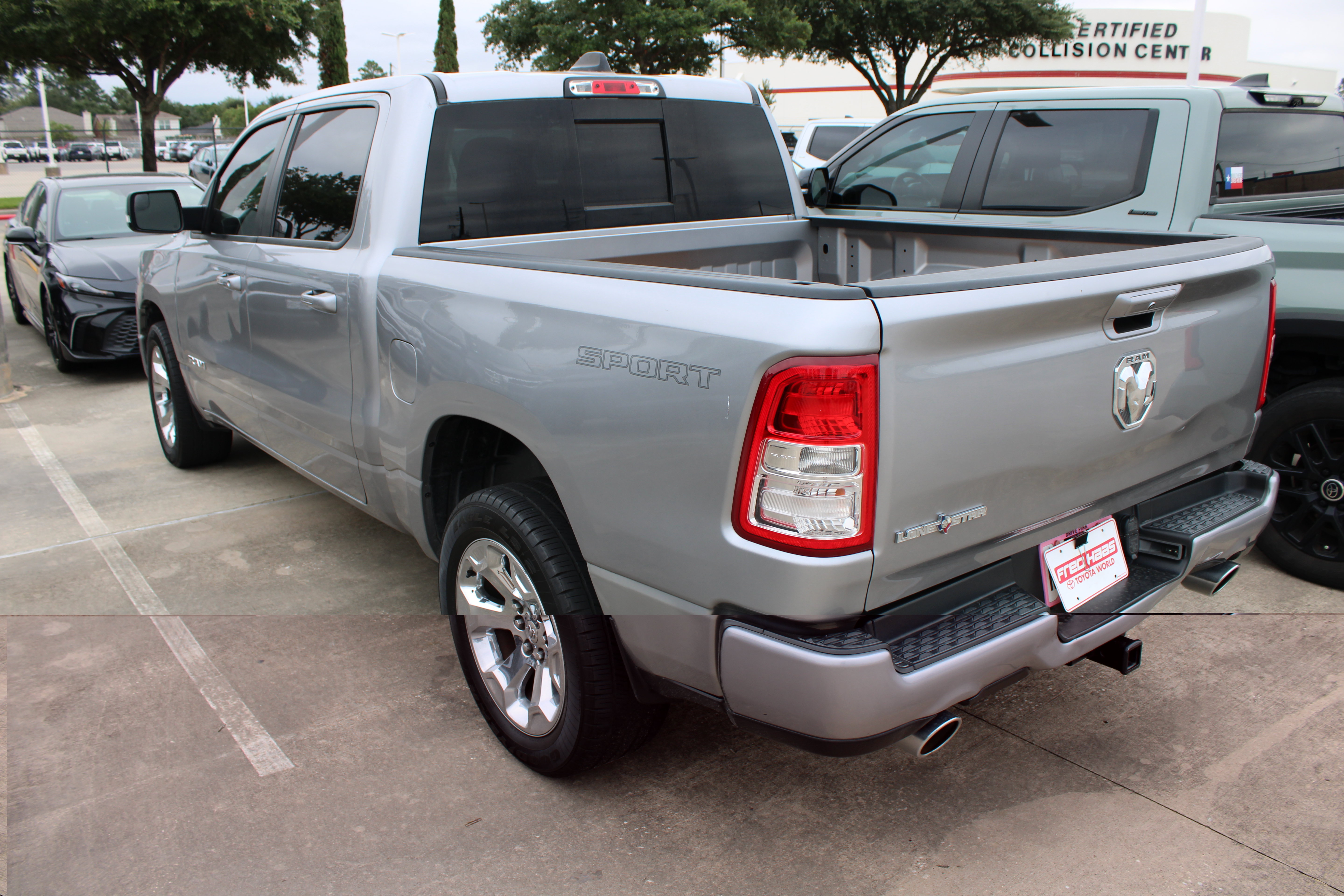 Used 2020 RAM 1500 Lone Star RWD image 5