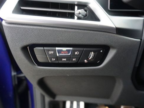 Used 2025 BMW M2 w/ Lighting Package image 20