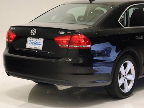 Used 2014 Volkswagen Passat 1.8T S FWD image 7