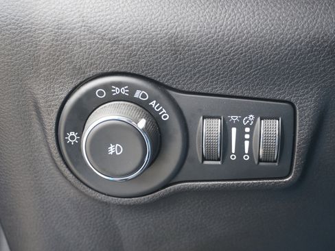 Used 2022 Jeep Compass Latitude AWD/4WD image 15