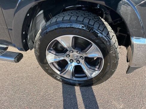 Used 2019 RAM 1500 Laramie image 9