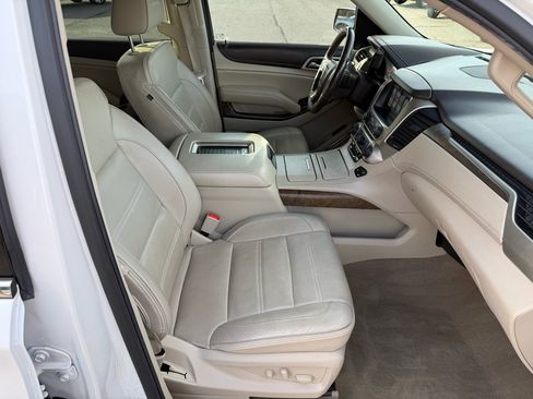 Used 2018 GMC Yukon XL Denali w/ Open Road Package image 21