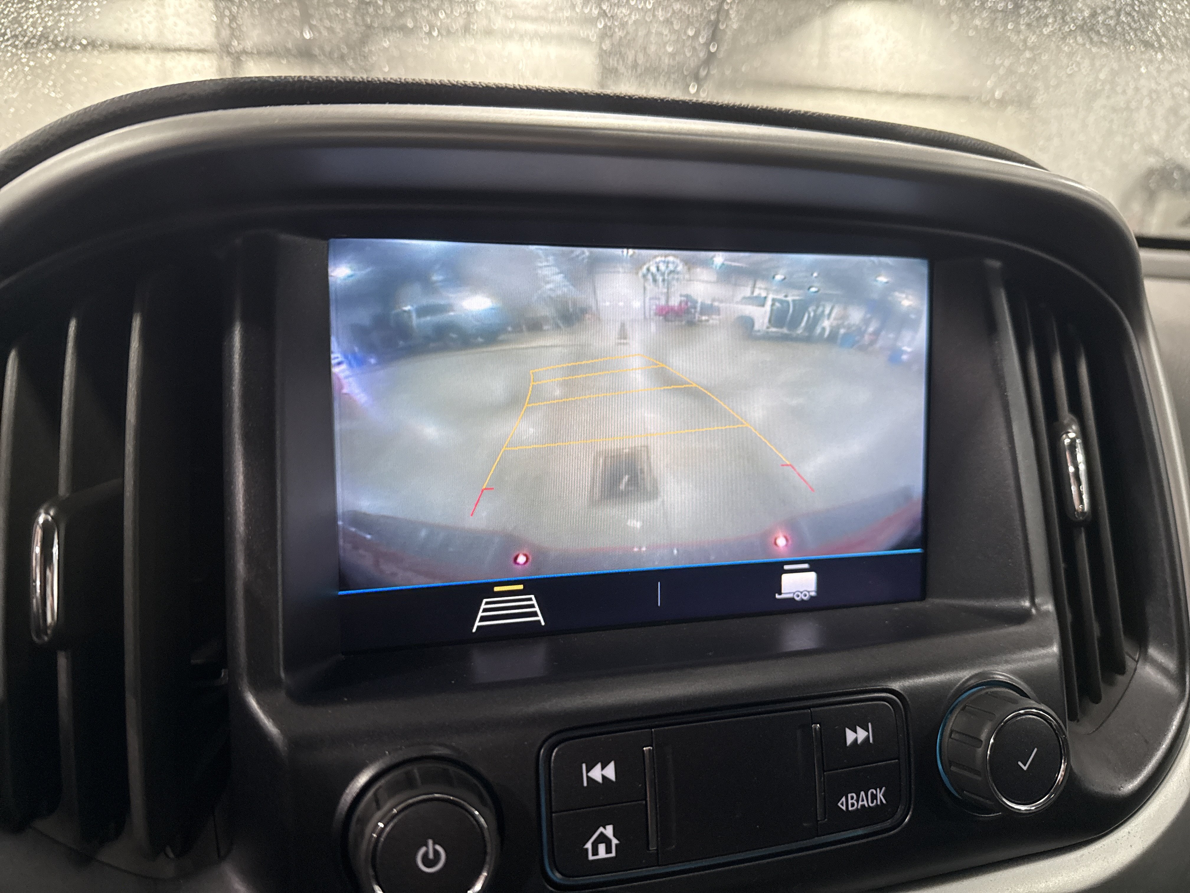 Used 2022 Chevrolet Colorado LT w/ Safety Package AWD/4WD image 14