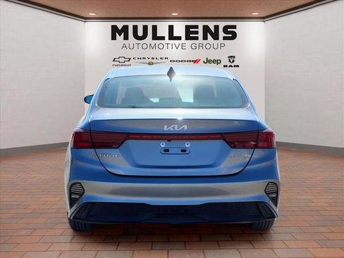 Used 2024 Kia Forte LXS image 6