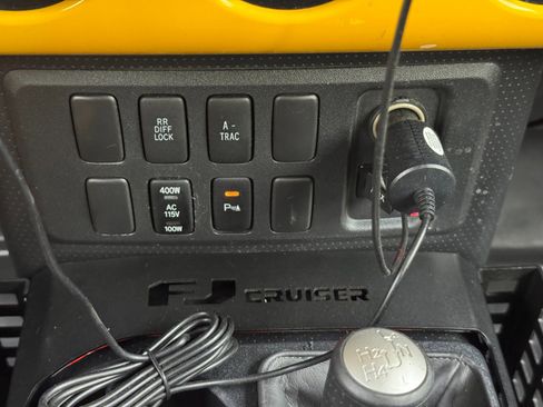 Used 2007 Toyota FJ Cruiser 4WD image 27