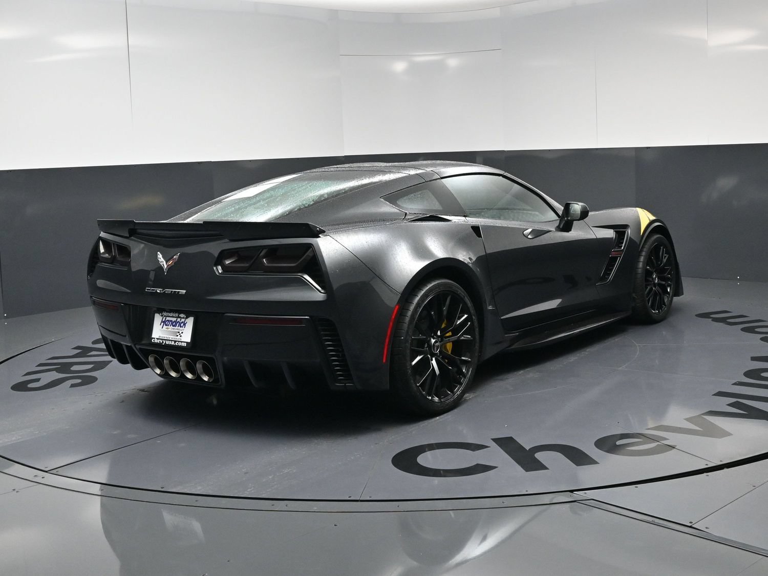 Used 2018 Chevrolet Corvette Grand Sport RWD image 9