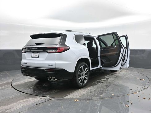 New 2026 GMC Acadia Denali Ultimate w/ LPO, Floor Liner Package image 42