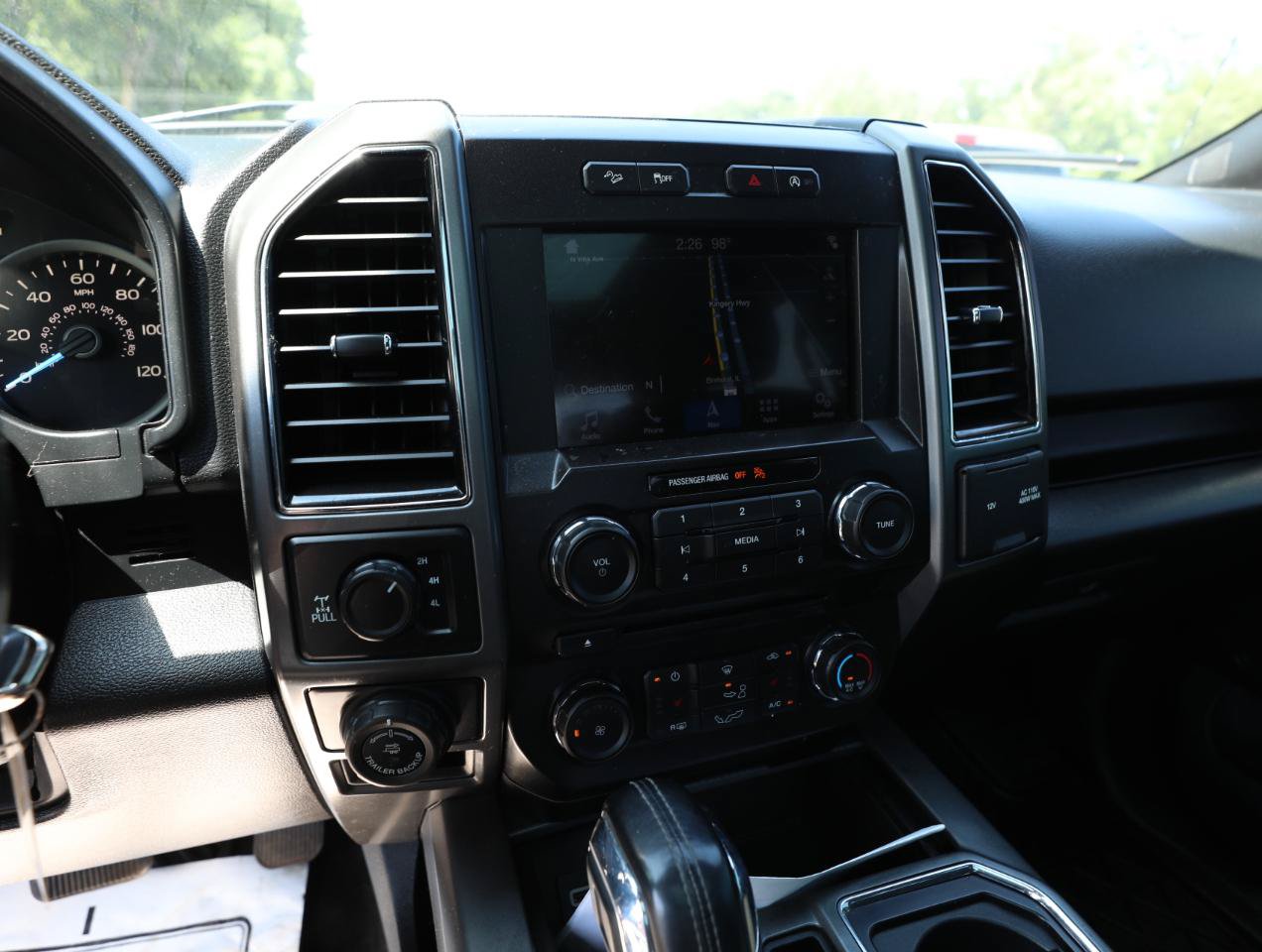 Used 2018 Ford F150 XLT w/ Equipment Group 302A Luxury AWD/4WD image 20