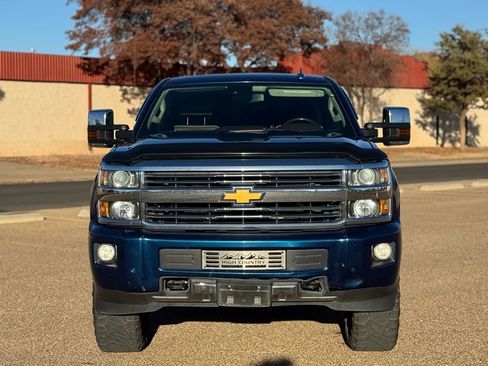 Used 2016 Chevrolet Silverado 2500 High Country w/ High Country Premium Package image 2