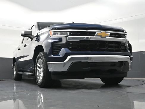Used 2023 Chevrolet Silverado 1500 LT RWD image 28