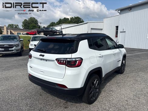 Used 2026 Jeep Compass Limited AWD/4WD image 6