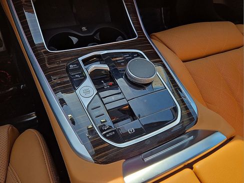 Used 2026 BMW X5 xDrive40i image 28