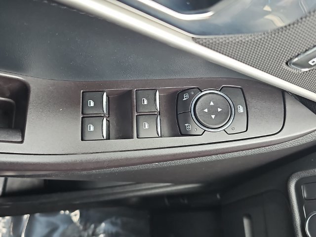 Used 2020 Ford Explorer XLT RWD image 31